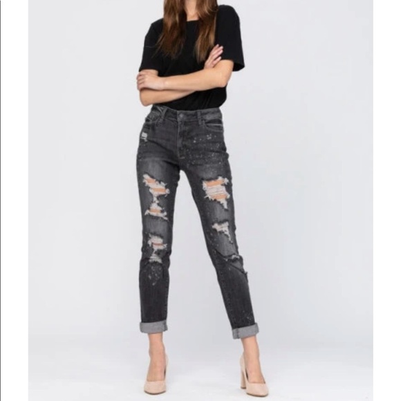 Judy Blue Black Bleach Splatter Destroyed Boyfriend Jeans - Picture 2 of 14